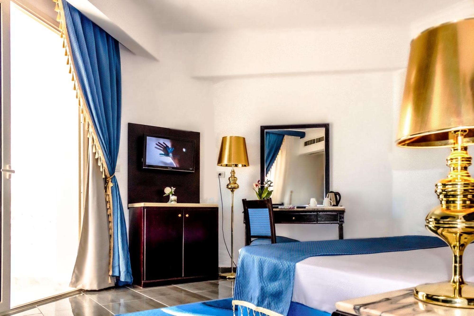 The Palace Beach Hotel Хургада Екстериор снимка