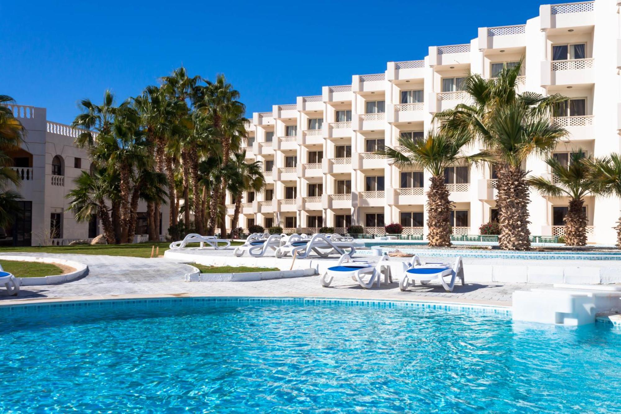 The Palace Beach Hotel Хургада Екстериор снимка