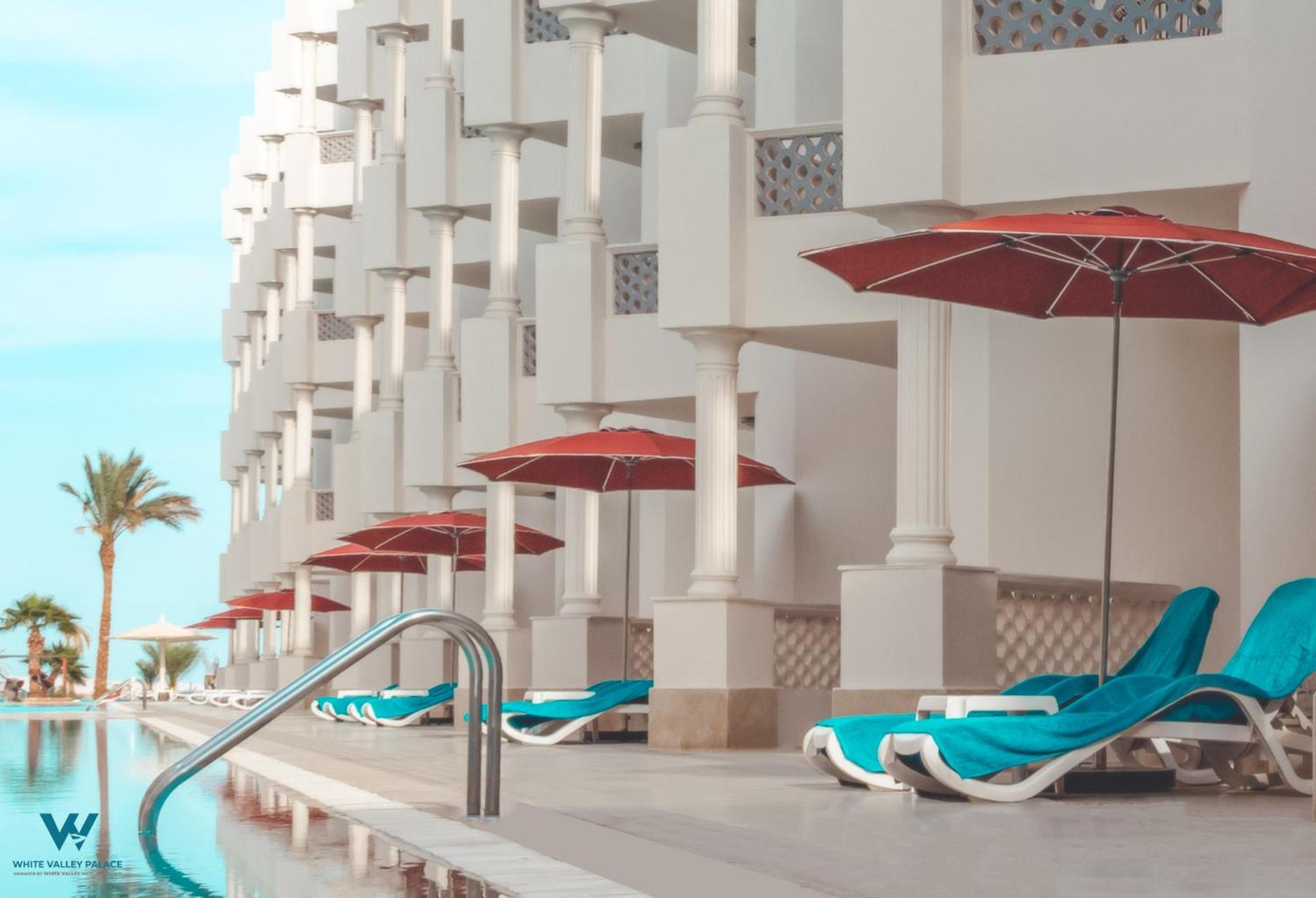 The Palace Beach Hotel Хургада Екстериор снимка