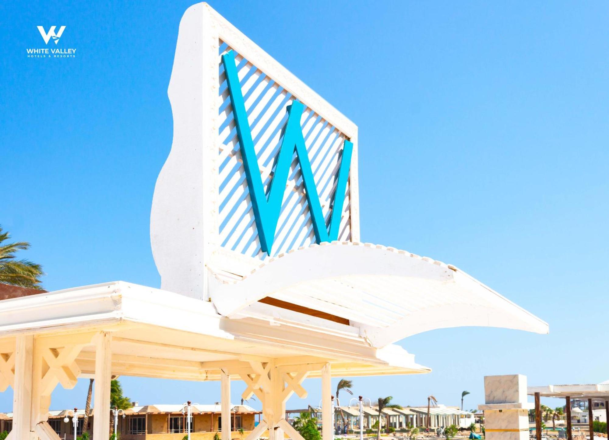 The Palace Beach Hotel Хургада Екстериор снимка