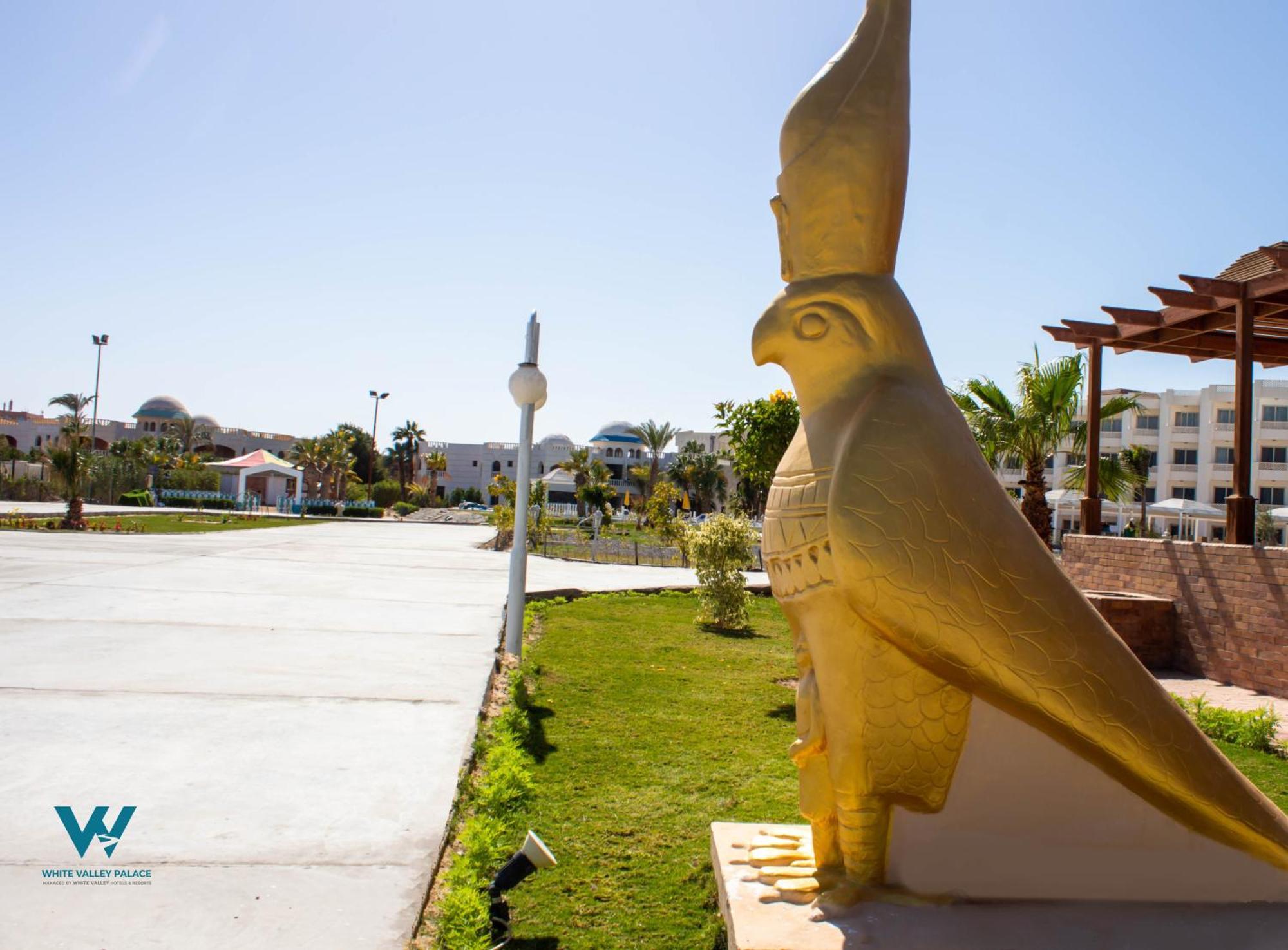 The Palace Beach Hotel Хургада Екстериор снимка