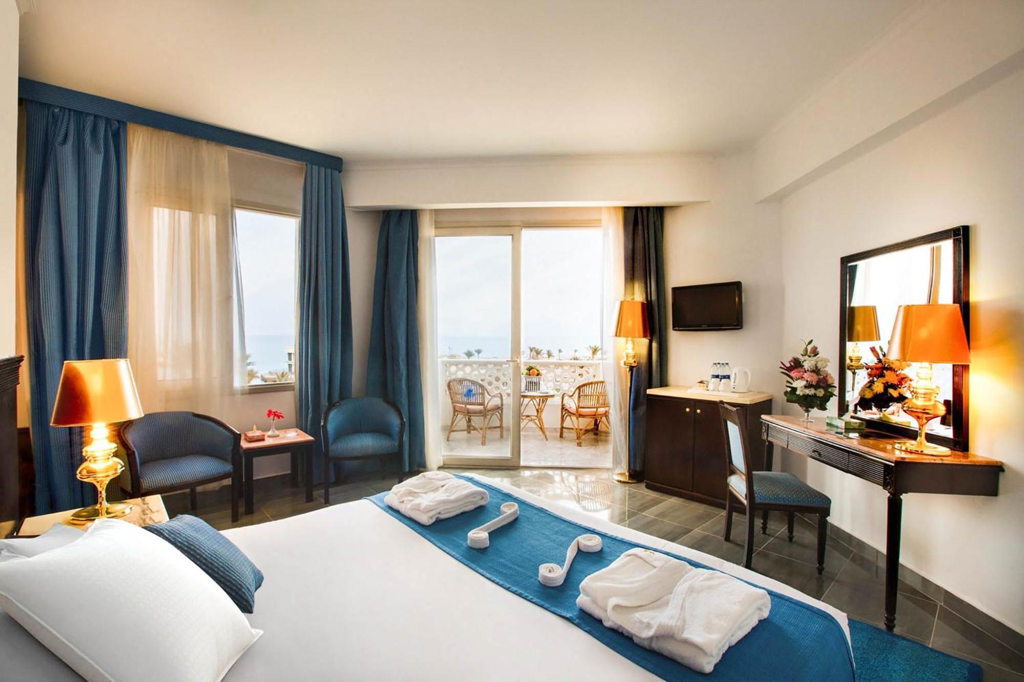 The Palace Beach Hotel Хургада Екстериор снимка