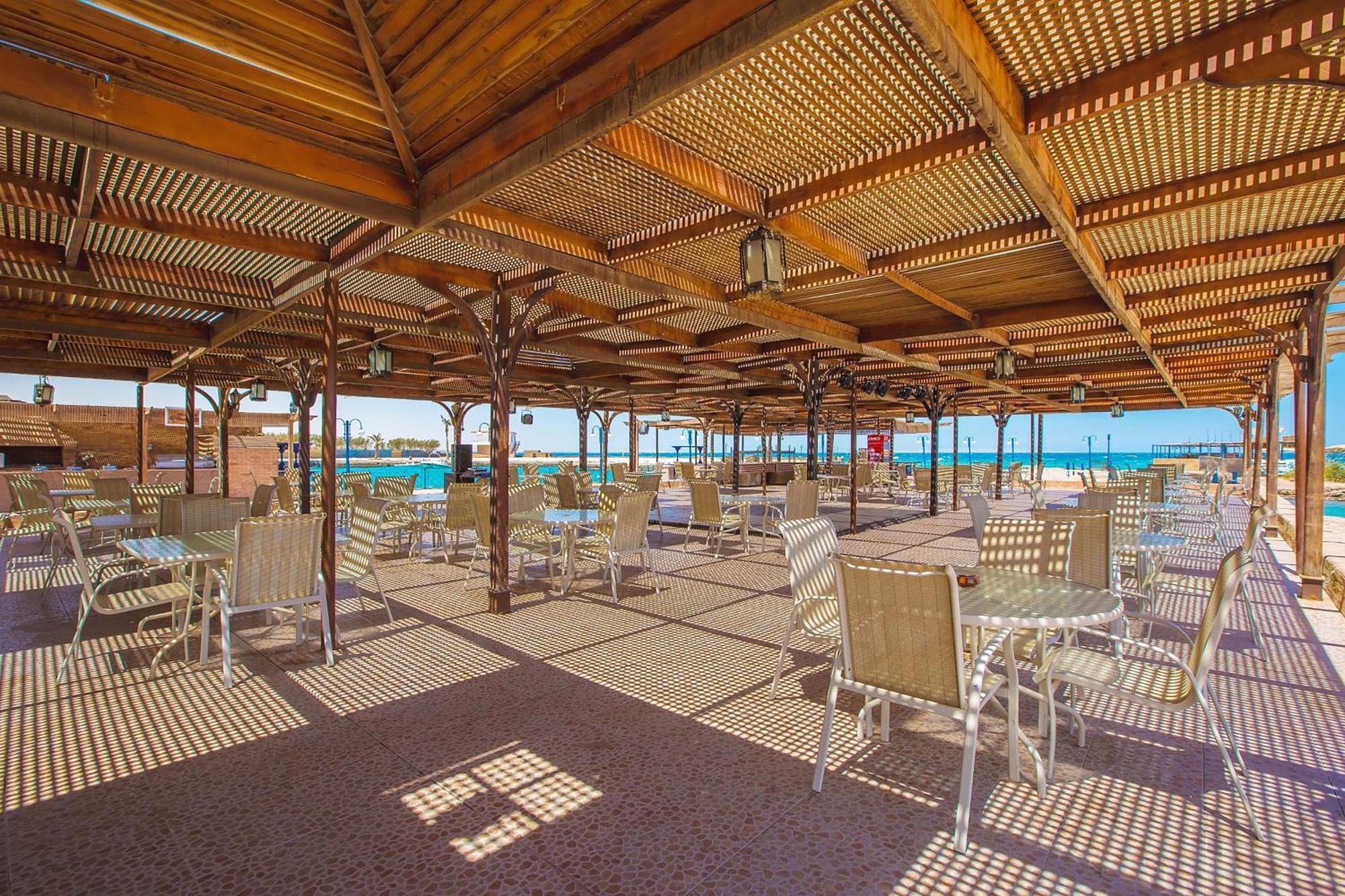 The Palace Beach Hotel Хургада Екстериор снимка